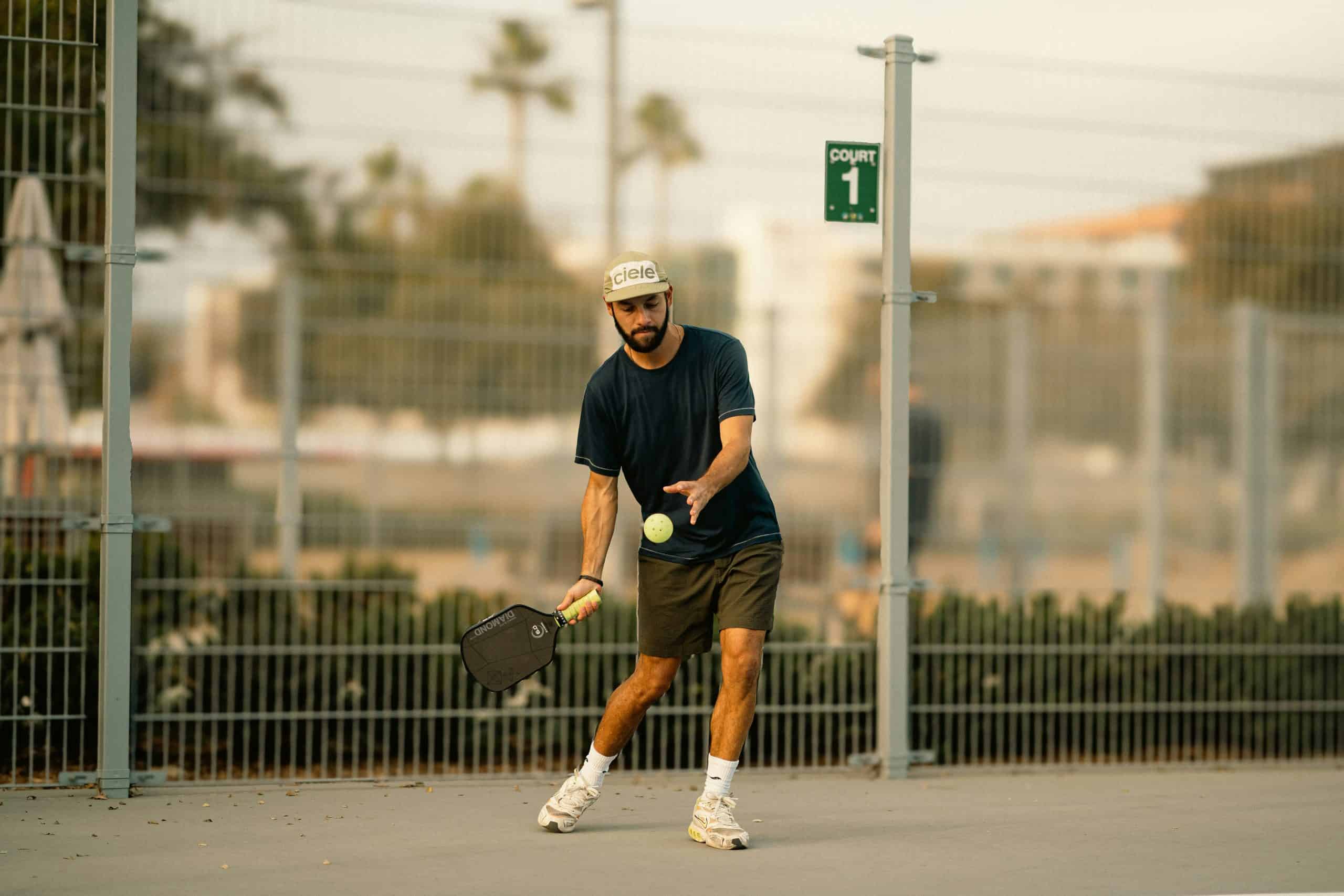 Best Pickleball Paddles for wrist pain